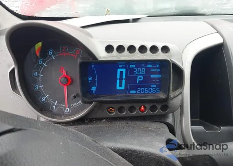 2013 Chevrolet Sonic Lt Auto из США, поврежденный, VIN 1G1JC6SG3D4200323